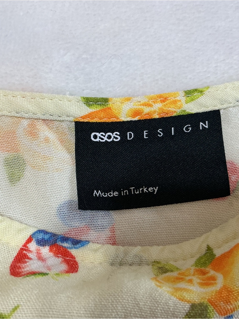 ASOS DESIGN Linen Look Fruit Print Tie Side Top Blouse - Picture 5 of 10
